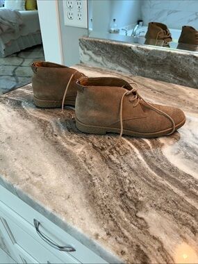 Tommy Hilfiger Tan Suede Ankle Booties